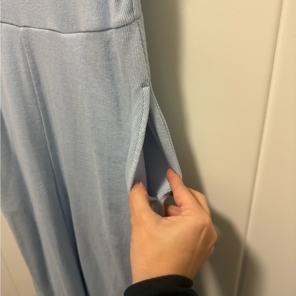 Target A New Day Powder Blue V Neck Dress with pockets, size Medium - Picture 3 of 4